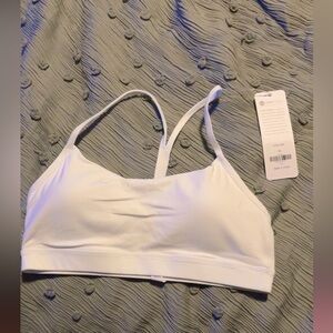 CRZ YOGA White Sports Bra